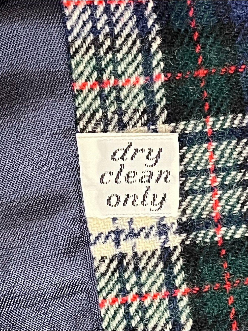 Vintage Plaid Pendleton Two-Button Blazer Jacket in Navy and White Size 6 - Picture 10 of 11